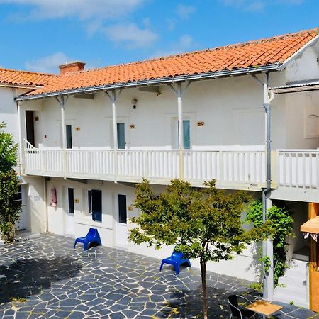 Les Baigneurs Hotell Saint-Gilles-Croix-de-Vie Exteriör bild